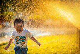 summer-sprinkler-fun-resize